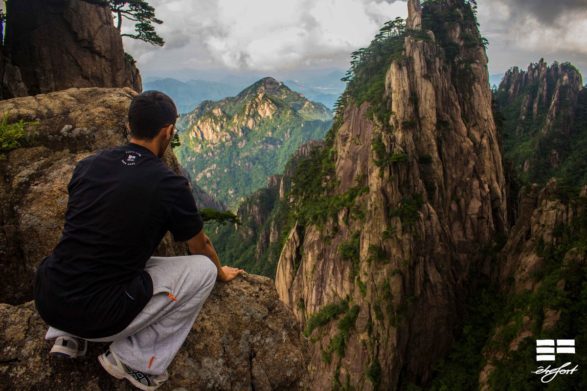 Looking forward to the week ahead? Have a good start, make it count!
Joshua Cavalier
#etrefort #parkour #nature #parkourclothing #brand