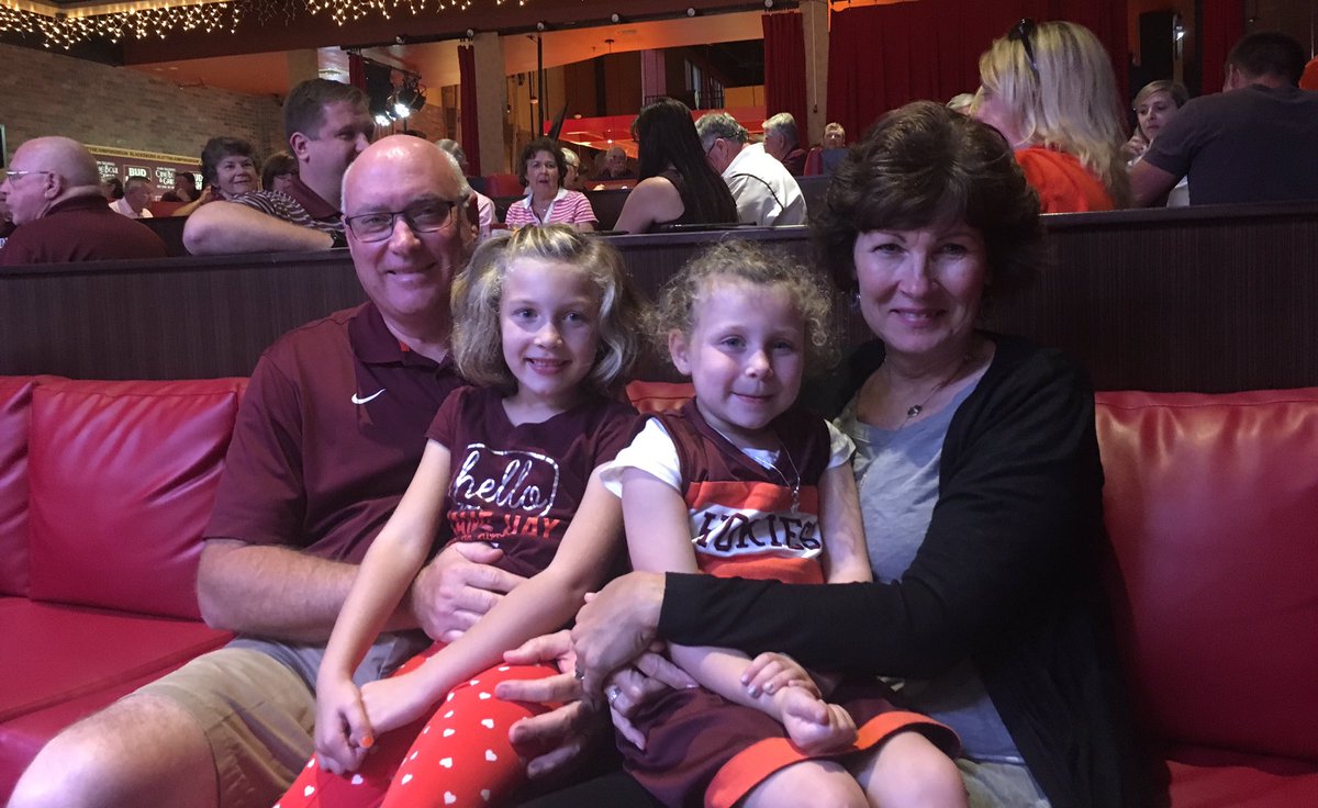 HokiesFB's tweet image. BIG GAME ALERT 🚨 

You know it's the @ACCFootball opener when the Fuente Girls call in reinforcements... aka Grandma &amp;amp; Grandpa! 

#Hokies 🦃