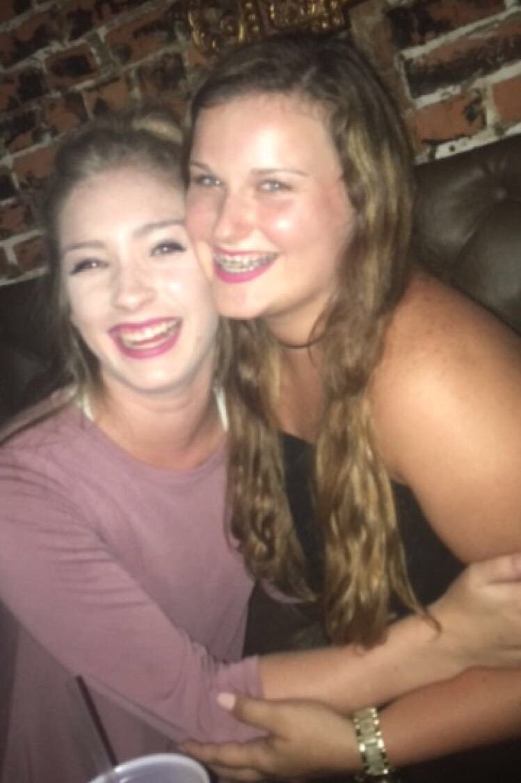 blairethib's tweet photo. happy 19th to my ice cream lovin', brother stealin', never on time bff!!¡!1¡!¡1 thanks for never lettin' me party alone Clarissuh💘🎂🎉🤘🏽 https://t.co/eWutYwx1Ip