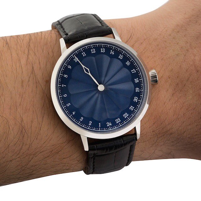 101_watch's tweet photo. Amazing #svalbardwatches Visit https://t.co/JW1cTwm7R9 Store. In Stock In USA #lessismore #minimalism #singlehandwatch #onehandwatches https://t.co/aVsH7GeRhr