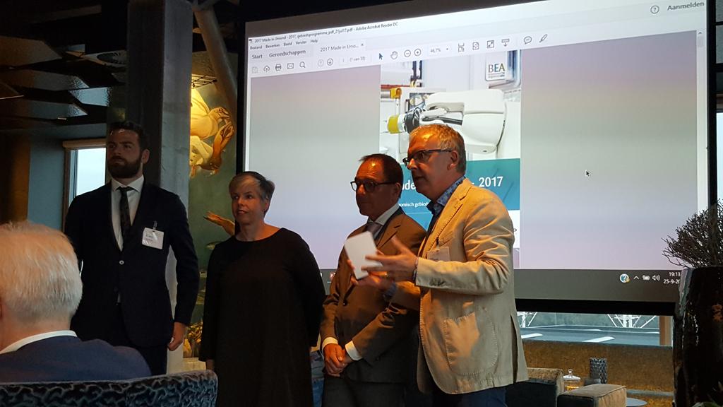 Presentatie van made in Ijmond 2017  aan het bedrijfsleven