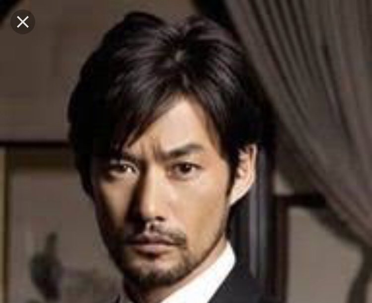 亞樹 Twitter પર 髭をこうゆう風に生やしたいが 髭は濃いくせにもみあげ下のサイドが生えない こうゆう風に生やしたい理由 輪郭が黒いので痩せて見えるかも さぁ豚骨ラーメン食って 長渕剛子守歌に寝よ