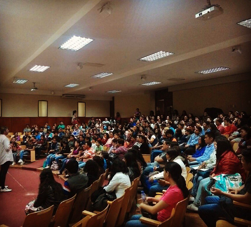 nortiz1978's tweet photo. Gracias a las personas que nos acompañaron a la función de la obra "Desde mi jardín" https://t.co/431mUUvR11