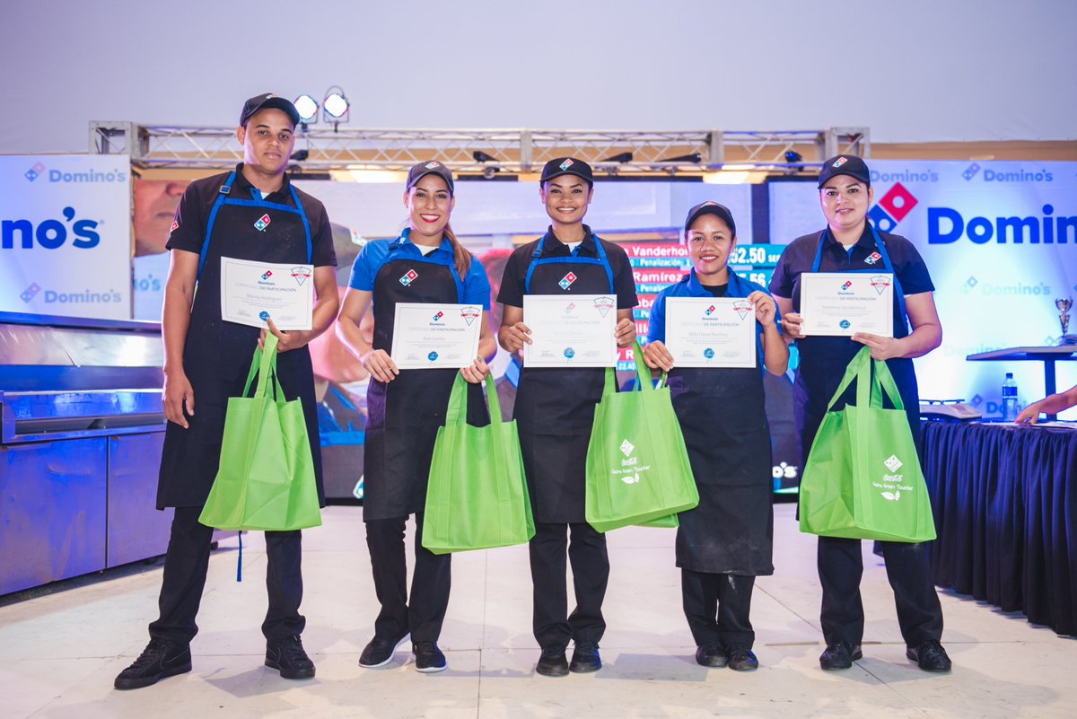 DominosRD's tweet photo. ¡Imágenes de la primera edición de #FastestPizzaMakerrd! #OrgulloDominos Mira todas las fotos en: https://t.co/YmySc2u2ox https://t.co/Gt5RDFmvZX
