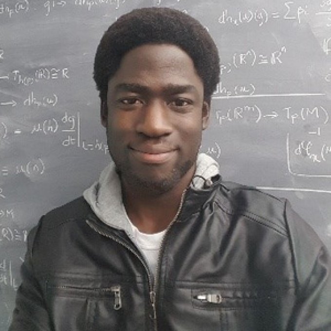 SplufikNG's tweet photo. At 24, Hallowed Olaoluwa is Africa's youngest PhD holder in Mathematics. He has two First Class degrees and Masters in both Maths &amp; Physics. https://t.co/MnTrhNeNqt