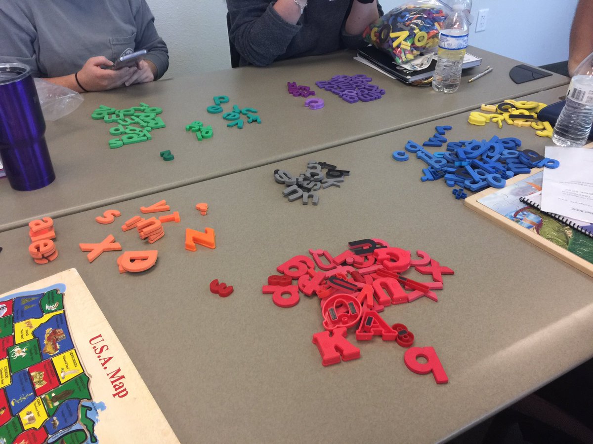 TallForATeacher's tweet photo. #AllLearners have the ability to sort in a way that best makes sense to them! For us it is by color! #educ4304 https://t.co/PlNn9oGV5F