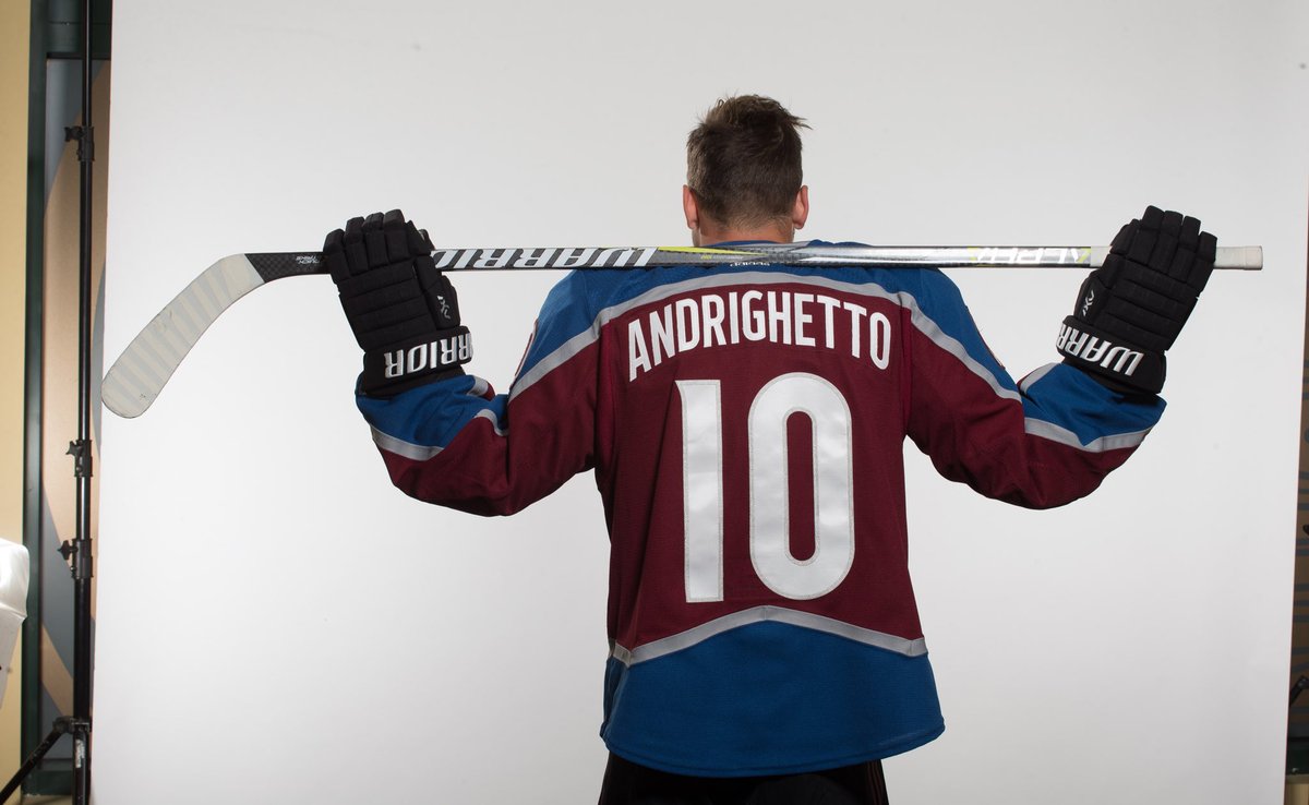 ... days until the puck drops for our regular season!  #GoAvsGo https://t.co/aOK4P0A99j