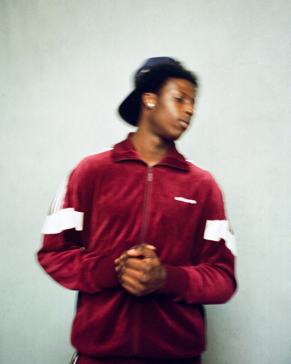 MorganFaverty's tweet image. I've been posting a few of my last images from the shoot for @BritishVogue on my insta, here are a few of the snaps! Have a little look 👀