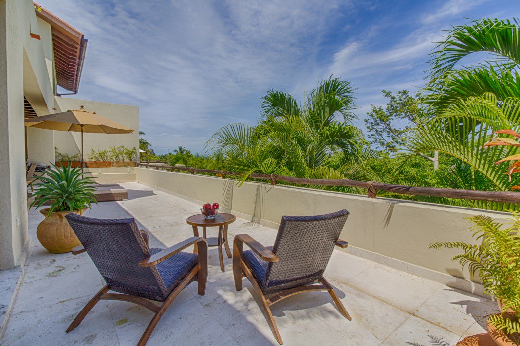 villaboundVR's tweet photo. Escape This Festive Season to Costa Rica or Punta Minta! - https://t.co/yTAgPVqLeQ https://t.co/4LTT1FLRO1
