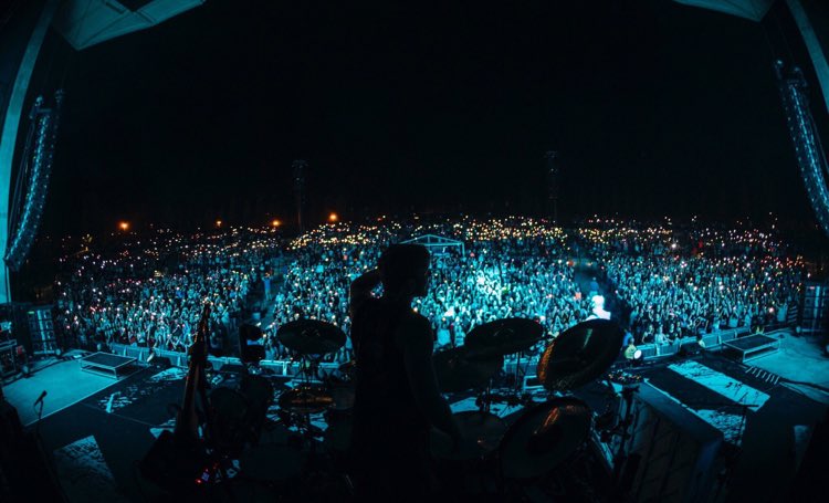 bbylonluke's tweet image. "we're just four dudes from school really , that made a band" 
- @Luke5SOS