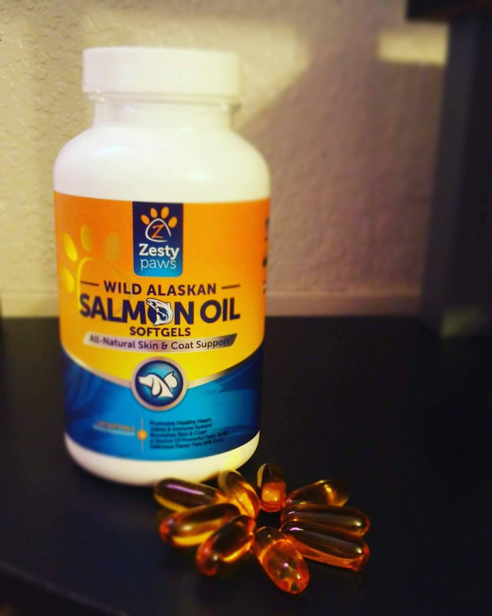 PinsAndSamples's tweet photo. Pure Wild Alaskan Salmon Oil for Dogs & Cats
#zestypaws #pinsandsamples #tomoson #ilovemydog
https://t.co/QsHO3mCKsB https://t.co/BsiX1zDOav