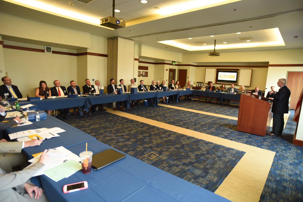wvuchambers's tweet photo. B&amp;E Center for Financial Literacy &amp; Education welcomed industry leaders to first Insurance Symposium today to chat critical industry needs https://t.co/LUc4qIF6h4