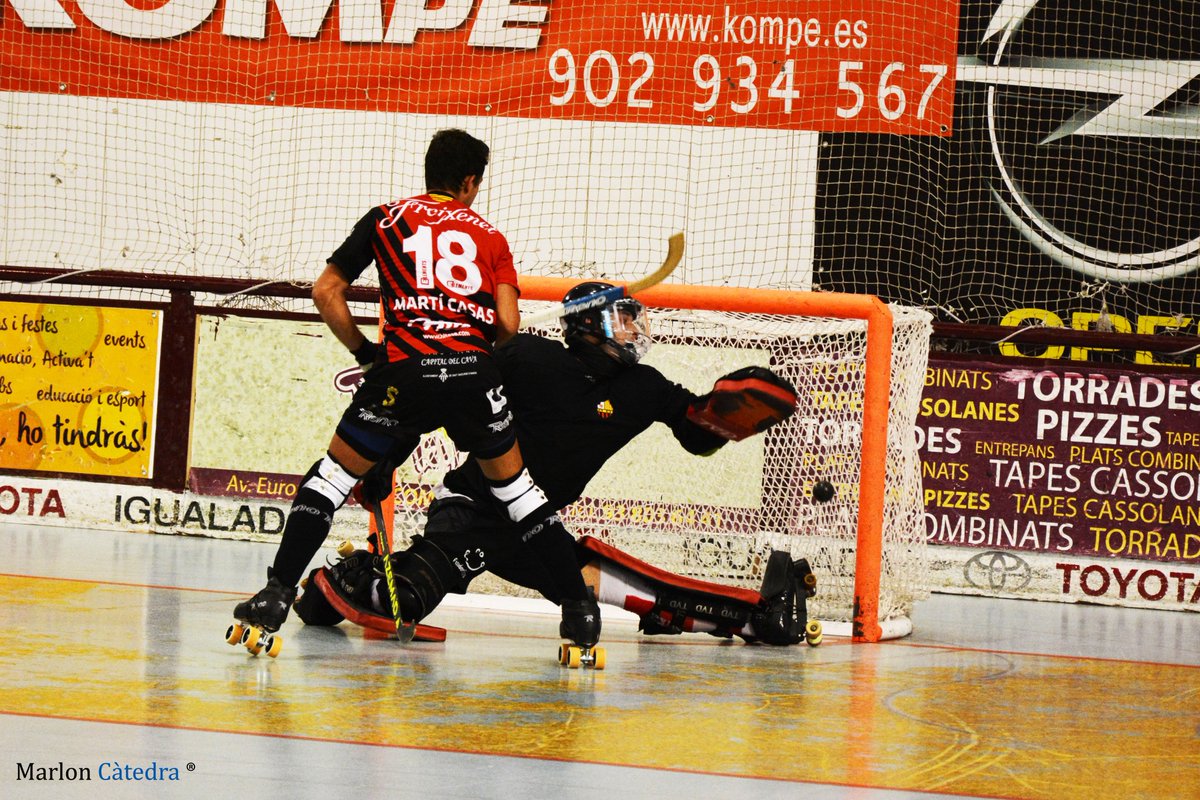 mcatedra95's tweet image. Martí Casas (@marti_casas) va anotar 5 gols a la Final Four de la Lliga Catalana (Hat trick contra el @FCBhoquei i doblet vs @ReusDeportiu)
