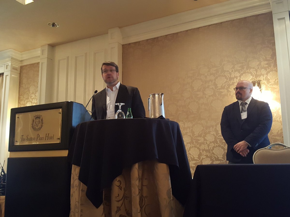 HIMConnected's tweet photo. Thanks to @collibra as a sponsor for the #bcigsummit. Justin Washburn and Chris Cooper present on industry experience. https://t.co/ef9BFn7i2h