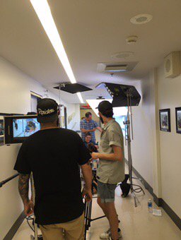 En tournage avec les pros de <a href="/lacorptweet/">la corp</a> ! On vous réserve une belle surprise!