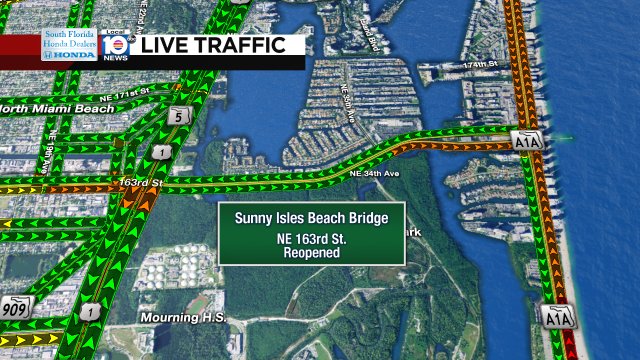 UPDATE: Sunny Isles Beach Bridge has reopened. Expect delays along A1A in both directions. #TRAFFIC #MIAMI https://t.co/F87p7rLiTa