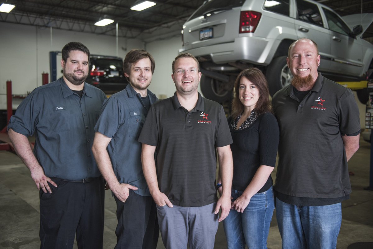 stellarauto's tweet photo. At Stellar Autoworks, we treat our customers like family. That's why we'll pick up your car and leave you a loaner for free.  #FamilyDay https://t.co/u2mIm5unYi