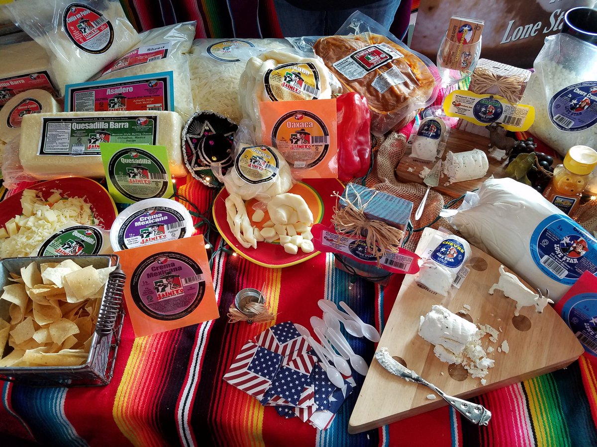 SouthDallasFood's tweet photo. You guys. There is SO MUCH CHEESE🧀 HERE at @HardiesFruitVeg #KitchenKnockout🥊 #WayUpIFeelBlessed #Wonthedoit https://t.co/BnfTxuZoSF