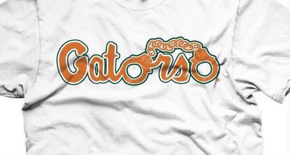 9 suspended Florida Gators football players face 60+ felony charges for credit card fraud because Florida alligatorarmy.com/2017/9/25/1636…