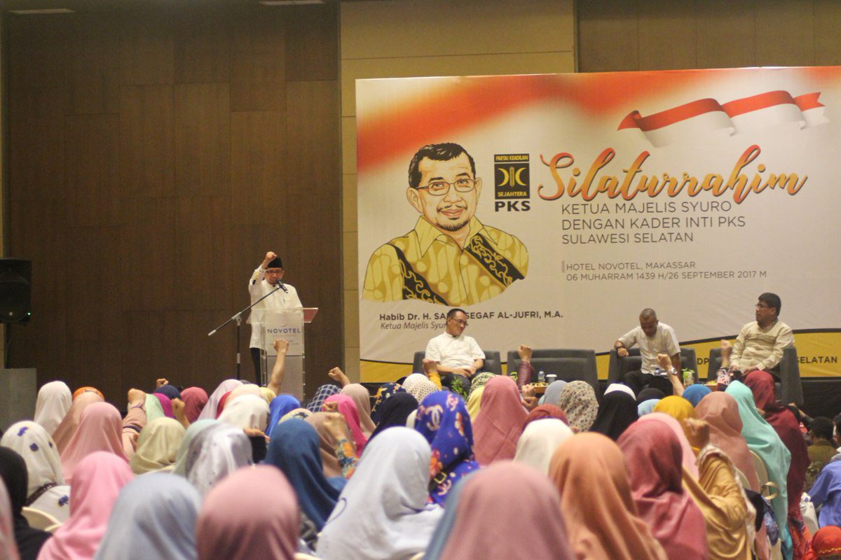 Salim Segaf Bakar Semangat Kader PKS se-Sulsel dlvr.it/PqQhYX sulsel.pks.id