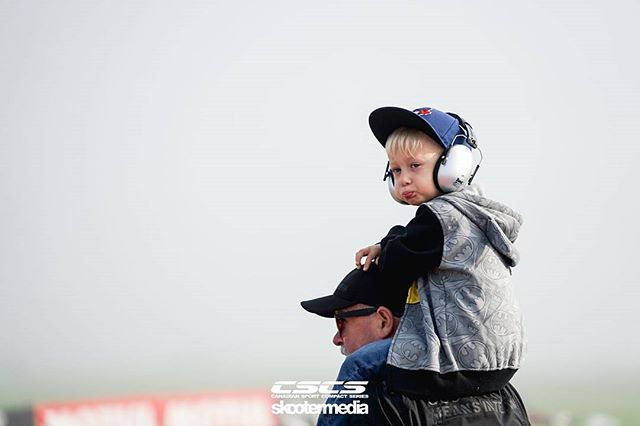 Young rookie CSCS Fans tend to get the best view. #HoldOnTight #OnTopOfTheWorld #MyFirstCSCS #FutureRacer #CSCSTimeAttack #CSCSDRiFT #CSCS20