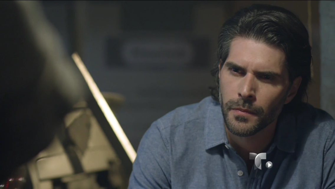 PuroAmorJPLL's tweet photo. #LaCasica está enojada con su hijo #Daniel por haberla dejado en el asilo, por no pagar e irse. #SinSenosSiHayParaiso Review Cap 35 https://t.co/u5xXO6v4Xx