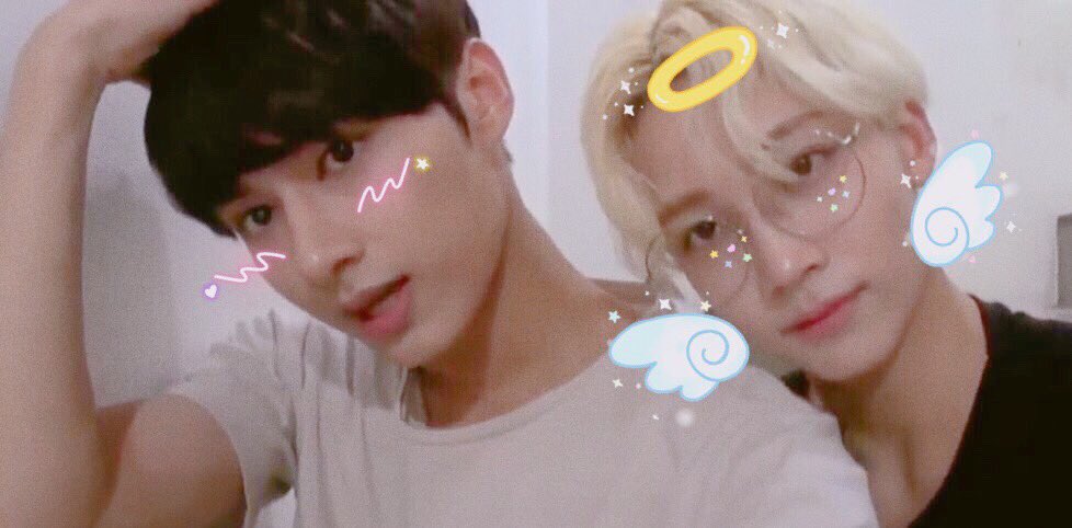 softboybot's tweet image. ↳ #SEVENTEEN ˖☽°.* #JUN + #JEONGHAN ˖*°࿐*ೃ  .  ⋆