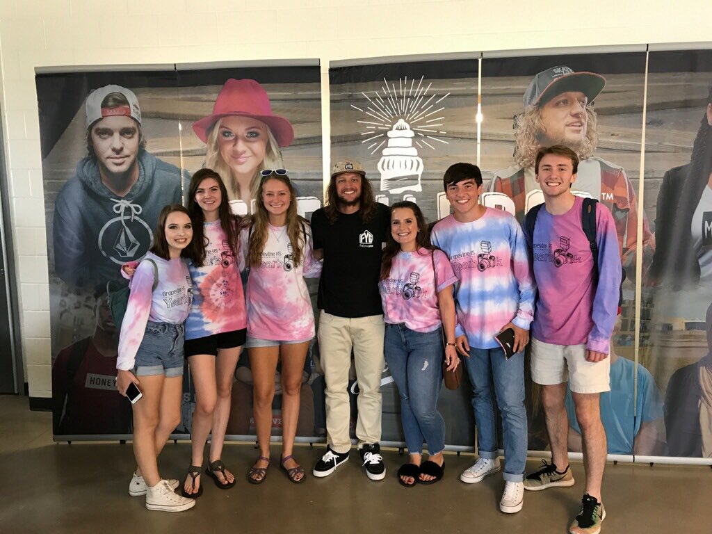 #findyourgrind #jostensrenaissance #breakthrough #ghsselfie #thefuturebelongstothemisfits