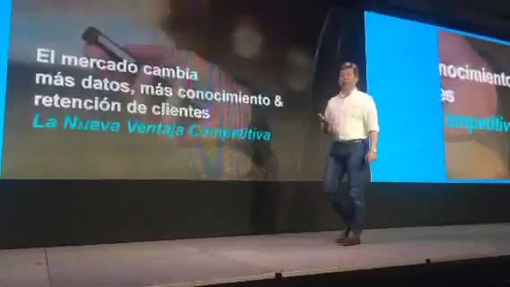 krish_nas's tweet photo. “Si hoy es Digital, mañana será Cognitivo” @IBMSystemsLA #IBMSystemsCO https://t.co/q9dPcEXmpt https://t.co/npIoGdaHqJ