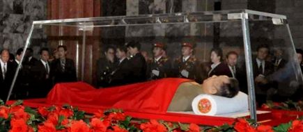 conceicaooi's tweet photo. tu vai é morrer gordo safado  Kim Jong-un https://t.co/X8eSY4c4YT