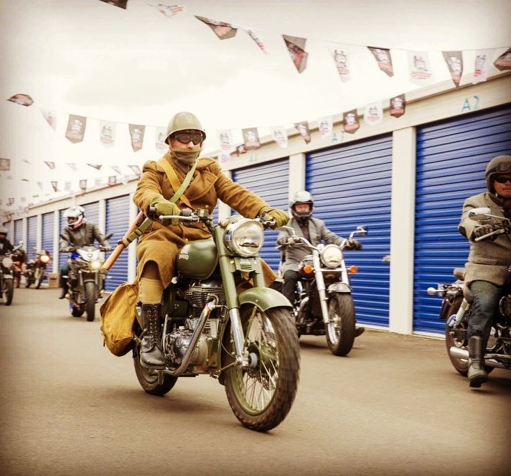 hcrhamilton's tweet photo. Cruising into the half way pit stop at the most fun DGR in New Zealand #gentlemansride #dgr2017 #RideDapper #jointhegentry @HamiltonWaikato https://t.co/96ZpBsTdR5