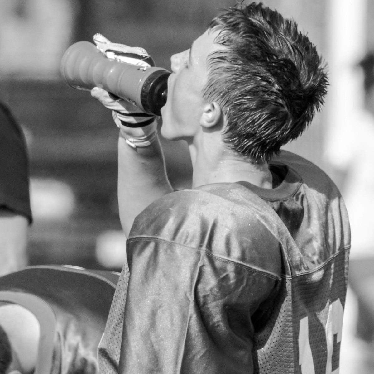 3579ormore's tweet photo. Hot, and humid day to play football. Well done @SuttonFootball you played hard. Photos at https://t.co/ciQ0OQdOSb https://t.co/gbCzAqFNpx