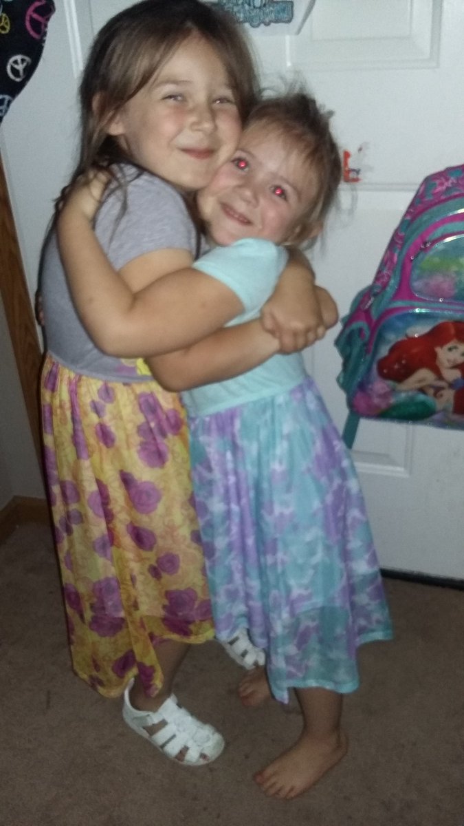 AdamsFam624's tweet photo. They love each other sometimes  #mygirls https://t.co/QWx5CoZrP1
