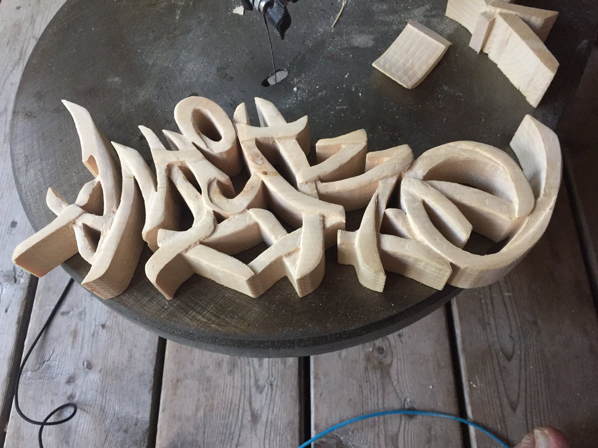 613MG's tweet photo. Teaching myself to use the scroll saw. Learned a few things, in to the next.

@DEWALTCA #typography #graffiti https://t.co/YphhExzQCk