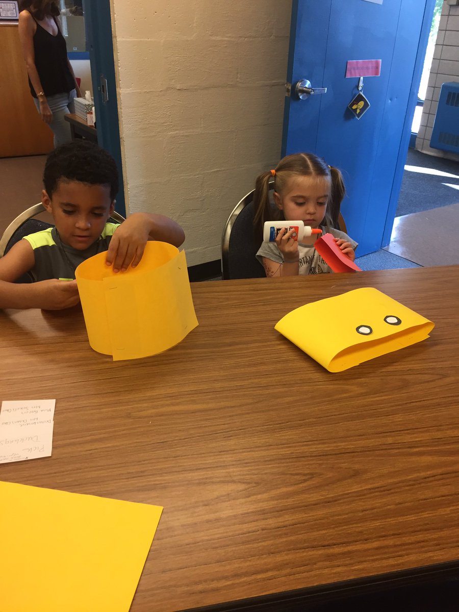 DoyleDucklings's tweet photo. Ducks of the week started! Craft with the principal, names and pictures displayed and attention all around! #duckling of the week https://t.co/ji9Stl3RcZ