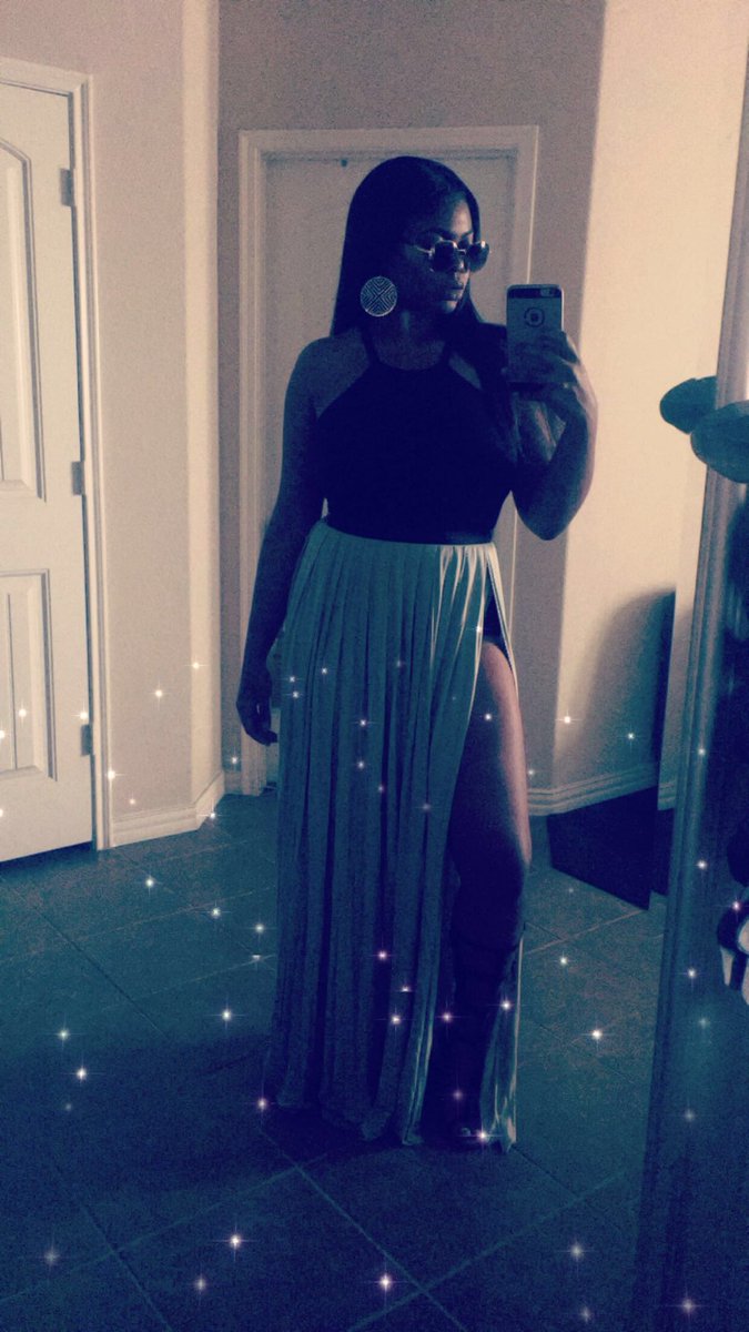 QueenKaliaJ's tweet photo. snap saw it first😏 #goaddme #snapchat #dallas #tripled 😘 https://t.co/jyaVrd0j43