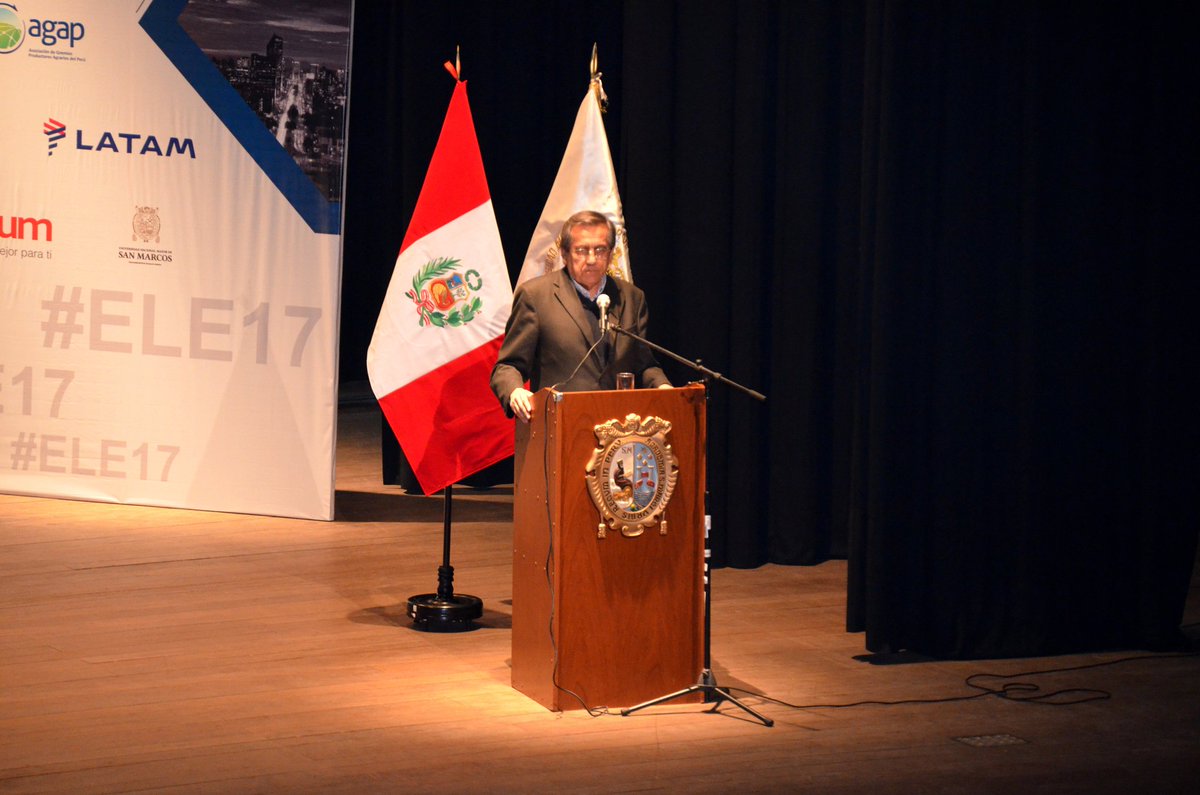 UNMSM_'s tweet photo. @CAENE_ELE #ELE17
Con la ponencia del Dr. @JorgeDCG terminó la primera jornada del Encuentro de Líderes Empresariales en la @UNMSM_ https://t.co/VsIowZrRzH