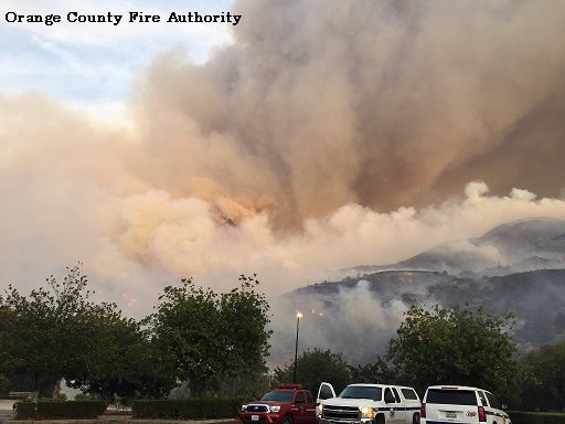 #CanyonFire [update] off CA-91 &amp; Cole Canyon, City of Anaheim (Orange County) is now 1,500 acres. Unified Command  ocfa.org/MajorIncident/…