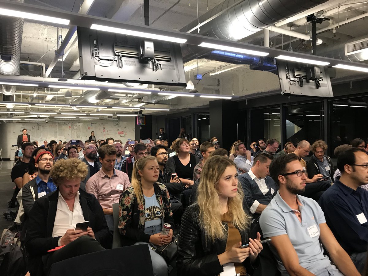 MancusoFlavio's tweet photo. Retweeting @super_ventures: Packed house at #launchpadspace for #ARBA https://t.co/7UqWxuDDa2