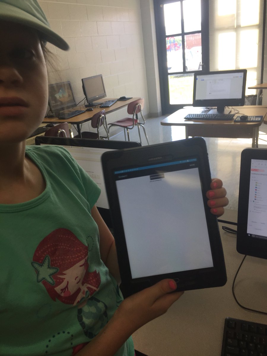TibbsEAG's tweet photo. App #1 is complete! Starting Powerful Programmers app to learn about having diff. screens. @thunkable #SciGirlsCode #notablewomenintech https://t.co/5gkUBOss3L