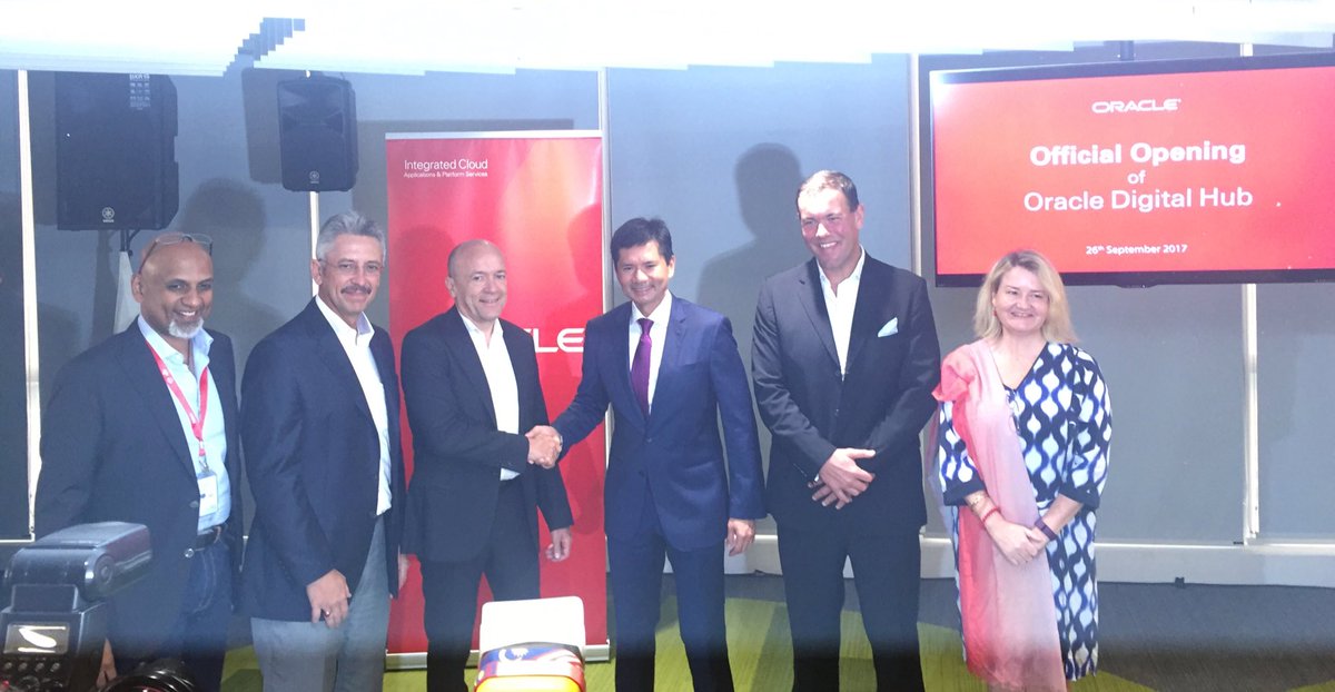 szubairhasan's tweet image. Launching our #digitalhub in #KL! @oracleasean #OracleMY
