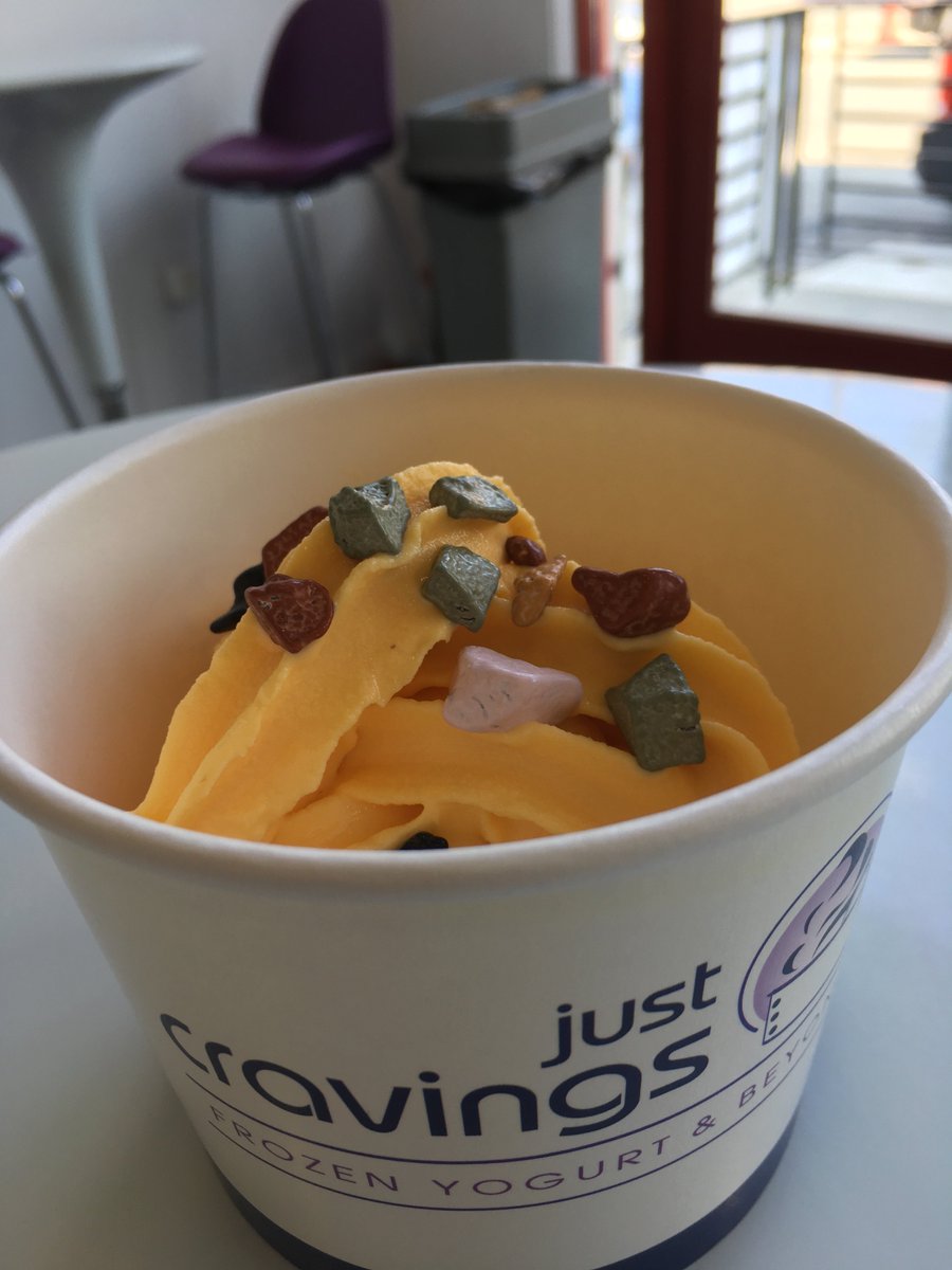 Delicious Yellow Cake Batter Gelato Is Back!