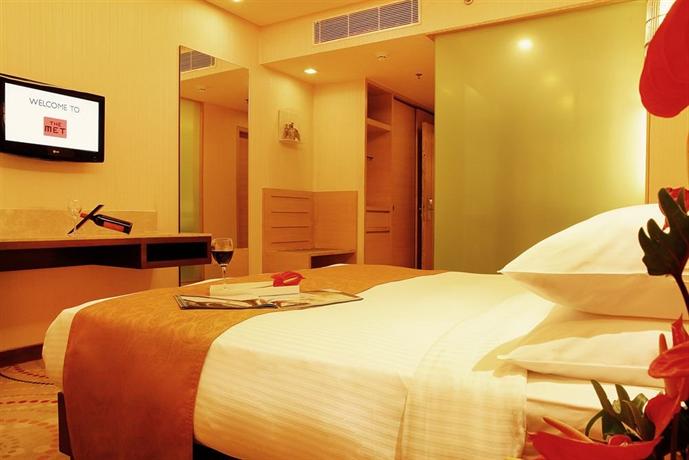 foxjourney0's tweet photo. Find The #MetropolitanHotel New Delhi with #Foxjourney
https://t.co/PaOU2XVdz2
#hotelsIndia #cheaphotelsIndia #romantichotelsIndia https://t.co/Xc3SQ7D6Zj