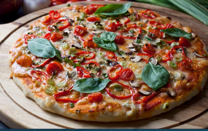 Recipay's tweet image. RECIPAY.COM - Pizza au parmesan et légumes du soleil bit.ly/2wcVvrO