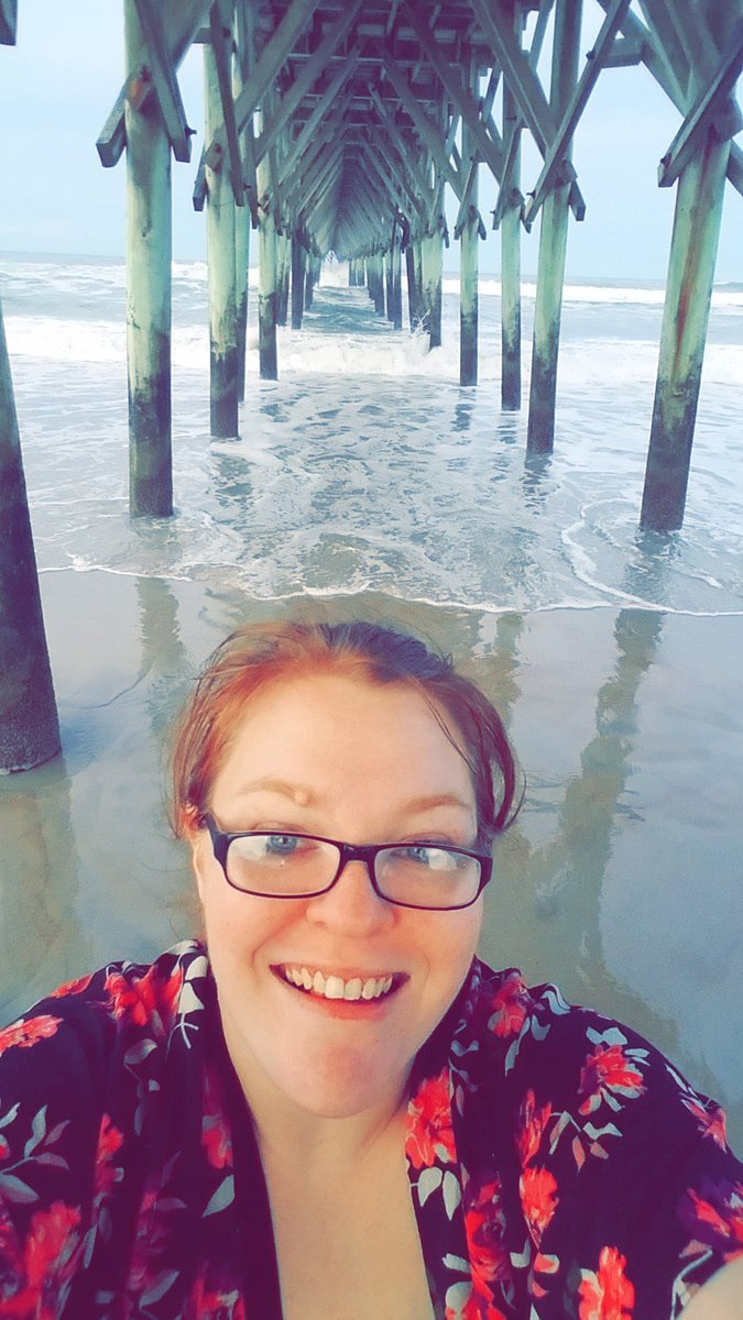 rainbowsamm's tweet photo. look into the depths. #hightide #surfcitync #pier https://t.co/mJRxN5Kbbs
