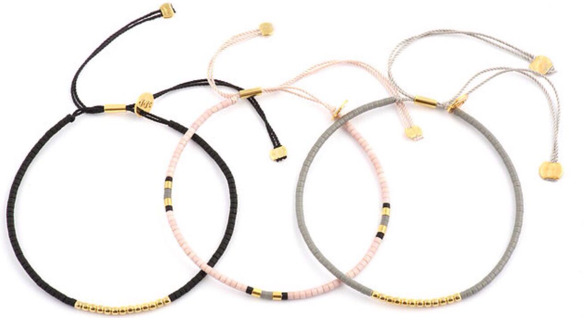 sofiadido_SDD's tweet photo. Mesmerizing feast of colors available #sofiadido https://t.co/Kj3uwcLlQ3 #fashion #style #kade #colors #fantasy #bracelet #jewelery https://t.co/F0kS0aBIC7