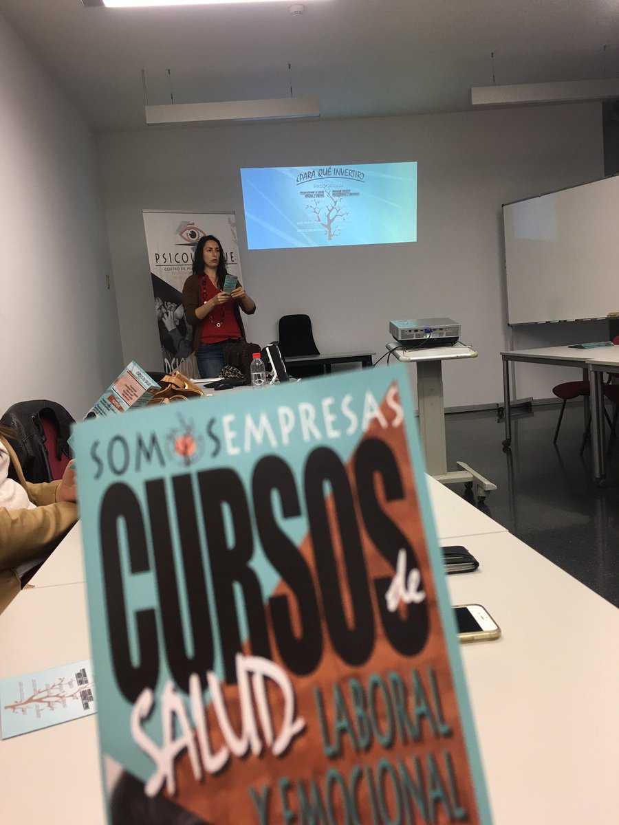 nyngranada's tweet photo. Hoy nuestros compis de @PsicoUnique nos presentan sus servicios. #networking #granada #pymes #networkinggranada https://t.co/wVBrzgc8cu