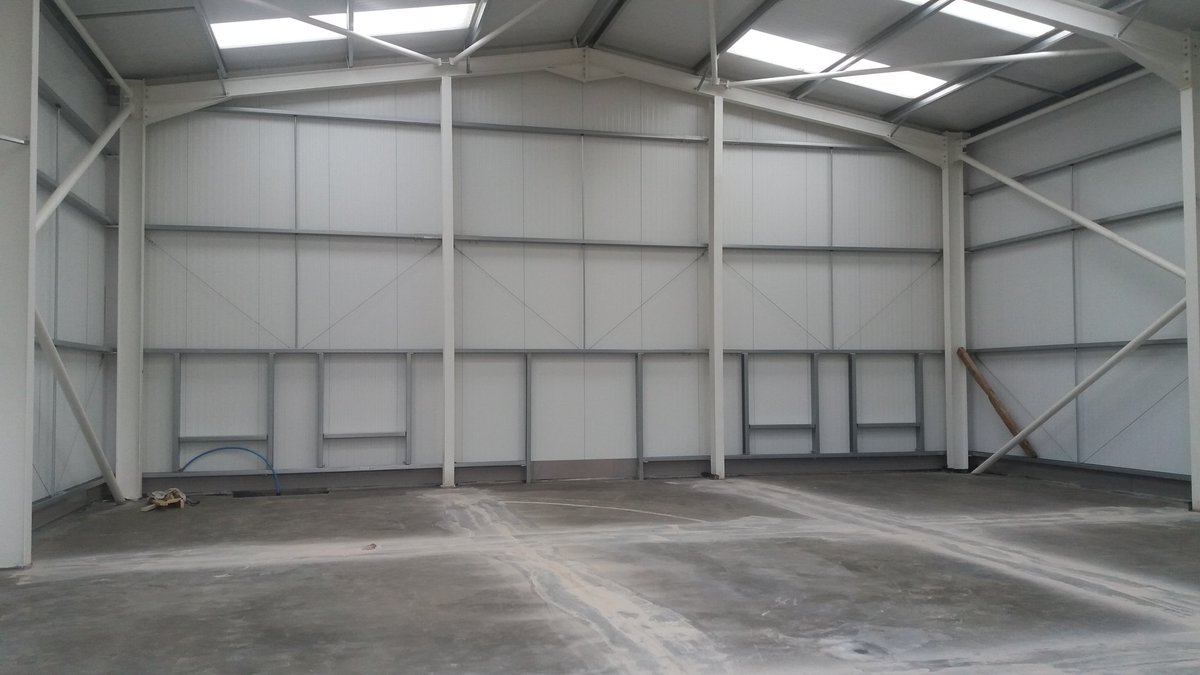 Moving into our brand new workshop today onwards and upwards for <a href="/apex_joinery/">Apex Joinery</a> #joinery <a href="/JoineryHour/">JoineryHour</a>