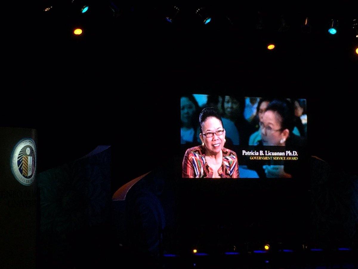 jollymorata's tweet photo. Ateneo's 2017 #SpecialConvocation is about to start! We are ready to be inspired😊 https://t.co/EGwOLcNrWu