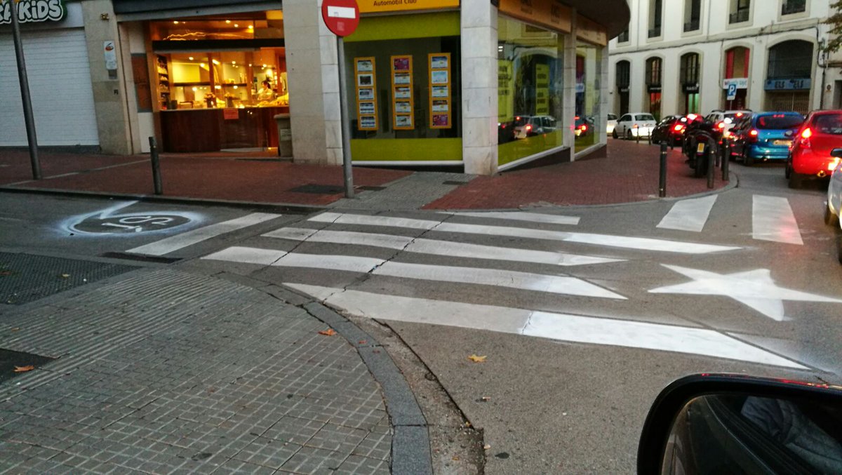 [Image: DKocoIUWsAA9cFJ.jpg]